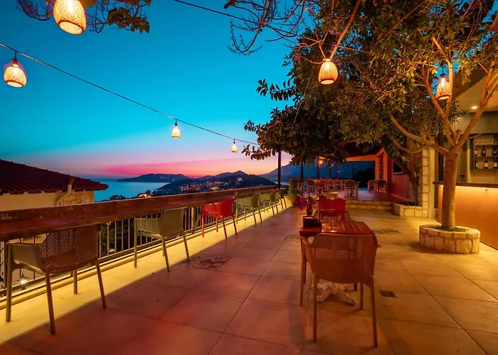 Apartahotel Yoga House 3*