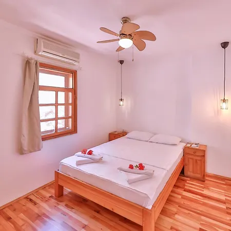 Yoga House 3* Kas
