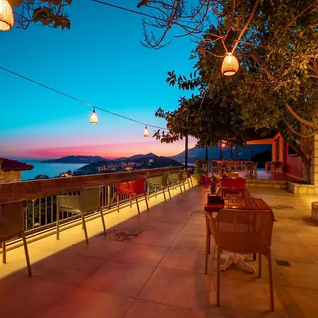 Hotel apartamentowy Yoga House *