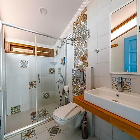 Yoga House 3* Kaş