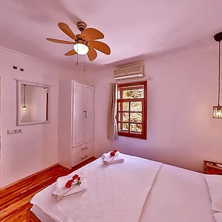 Apart Otel Yoga House 3*