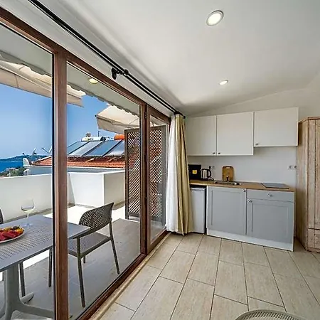 Apart Otel Yoga House 3*