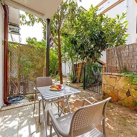 Yoga House 3*