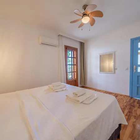 Yoga House Appart hôtel 3*